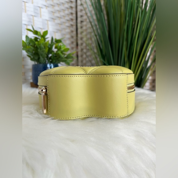 Excellent Condition Kate Spade New York Women's♠️ Honeycrisp Apple Crossbody Bag - Picture 12 of 12